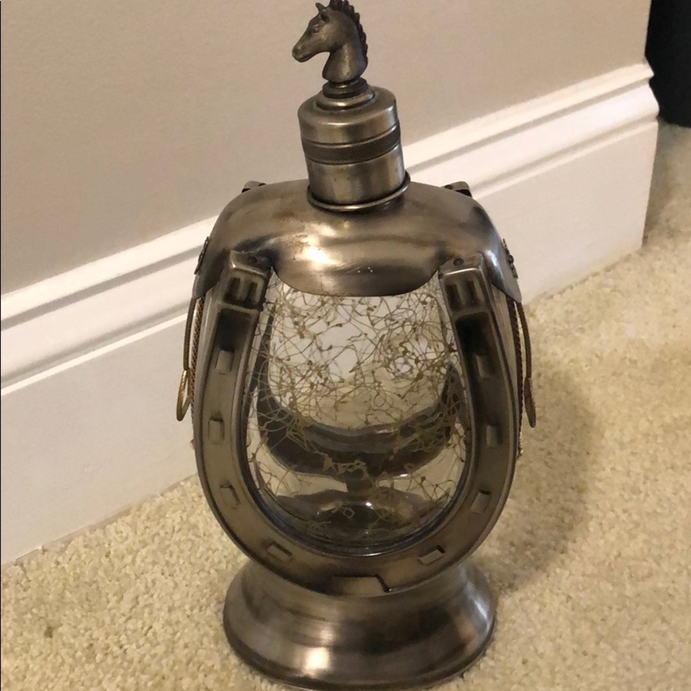Antique Vintage Decanter Plays “How Dry I Am”